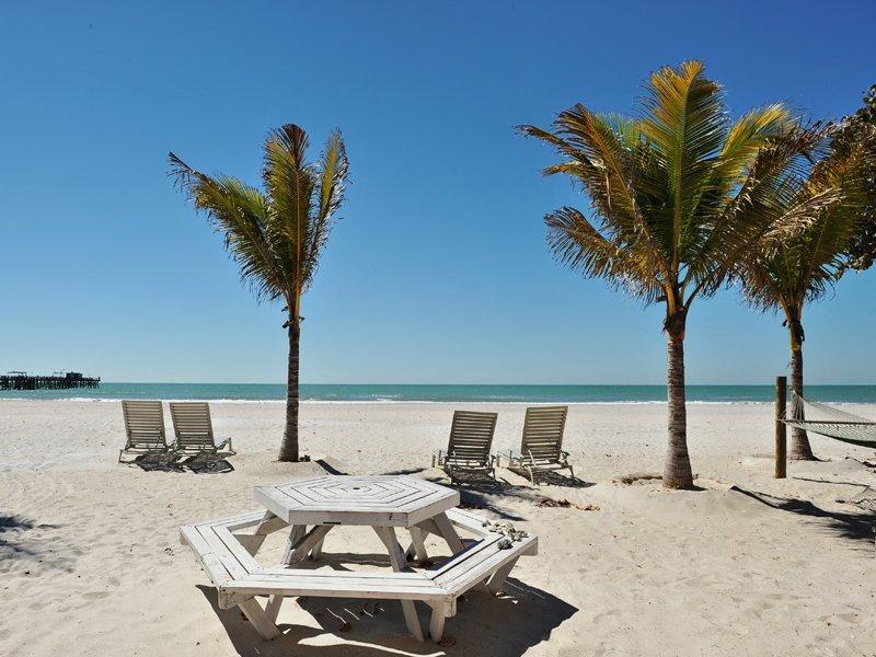 Hotel Sol Redington Shores Exterior photo